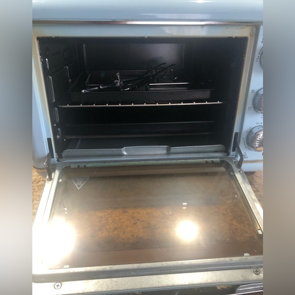 Retro style Swan Convection and Rotisserie Oven - Picture 5 of 11